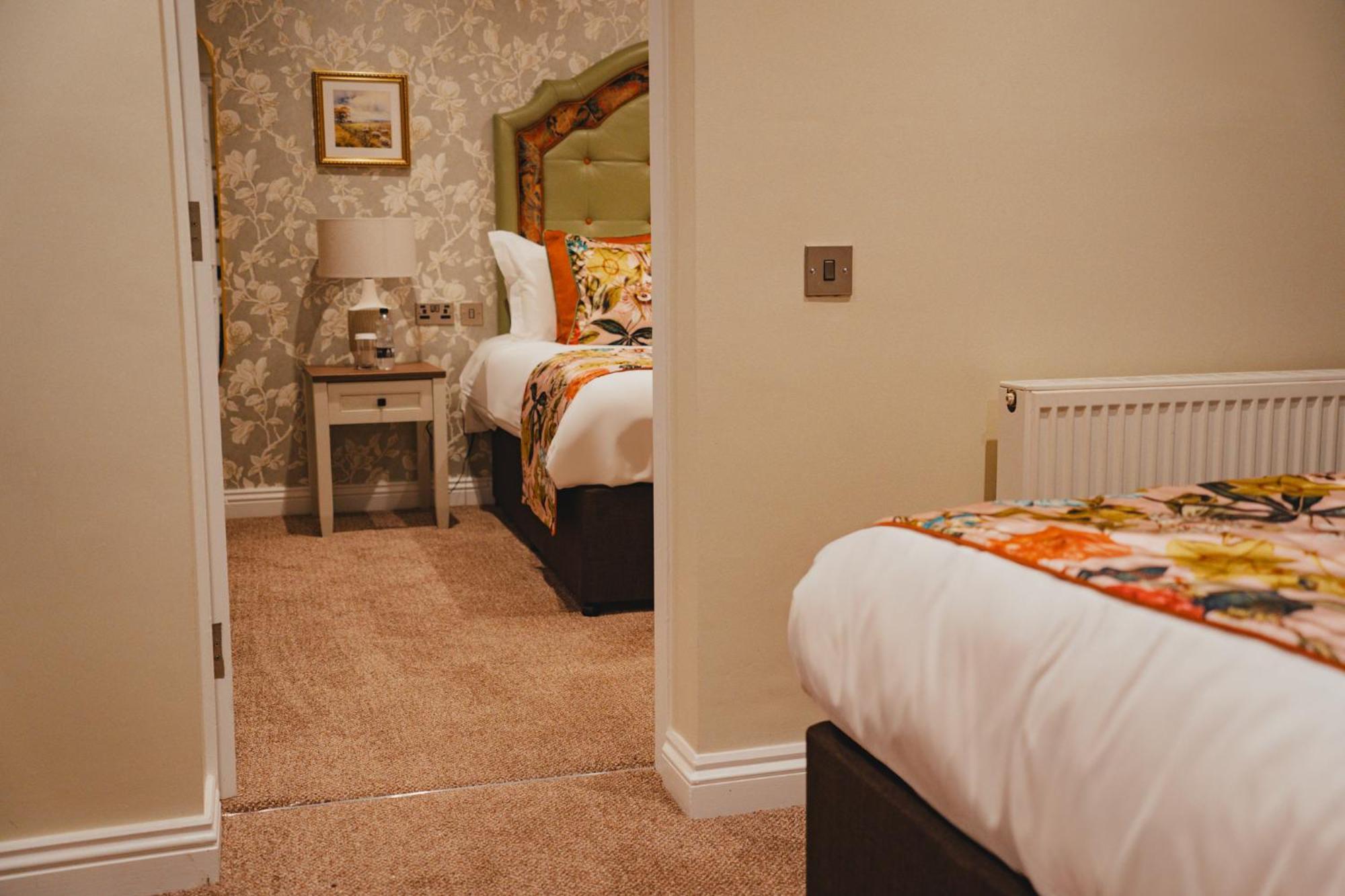 The Golden Fleece Hotel, Thirsk, North Yorkshire Eksteriør bilde
