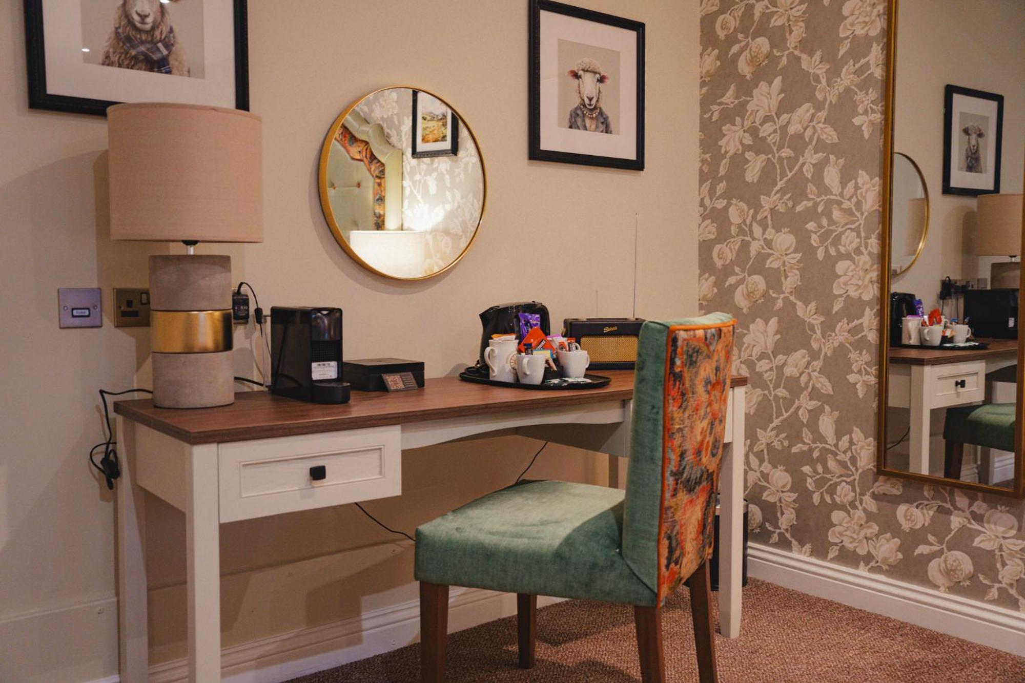 The Golden Fleece Hotel, Thirsk, North Yorkshire Eksteriør bilde