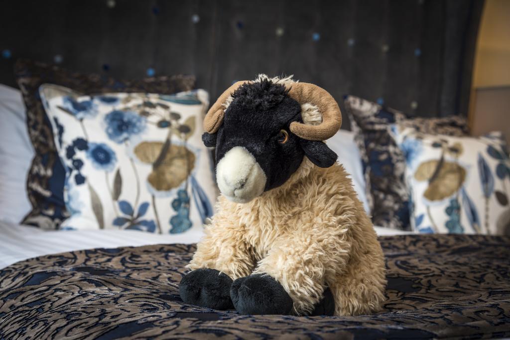 The Golden Fleece Hotel, Thirsk, North Yorkshire Eksteriør bilde