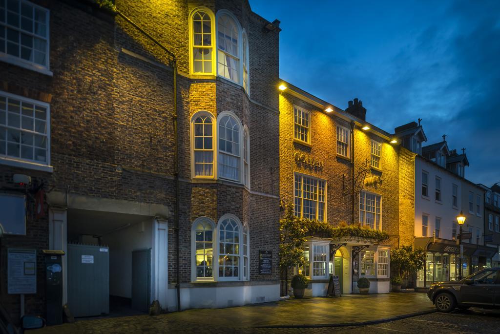 The Golden Fleece Hotel, Thirsk, North Yorkshire Eksteriør bilde