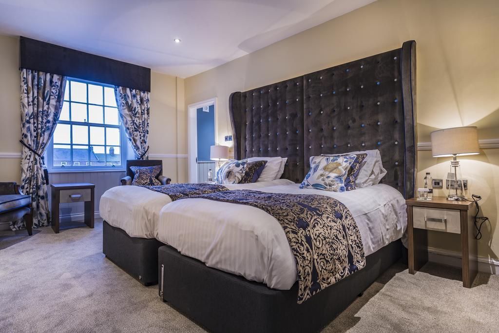 The Golden Fleece Hotel, Thirsk, North Yorkshire Eksteriør bilde
