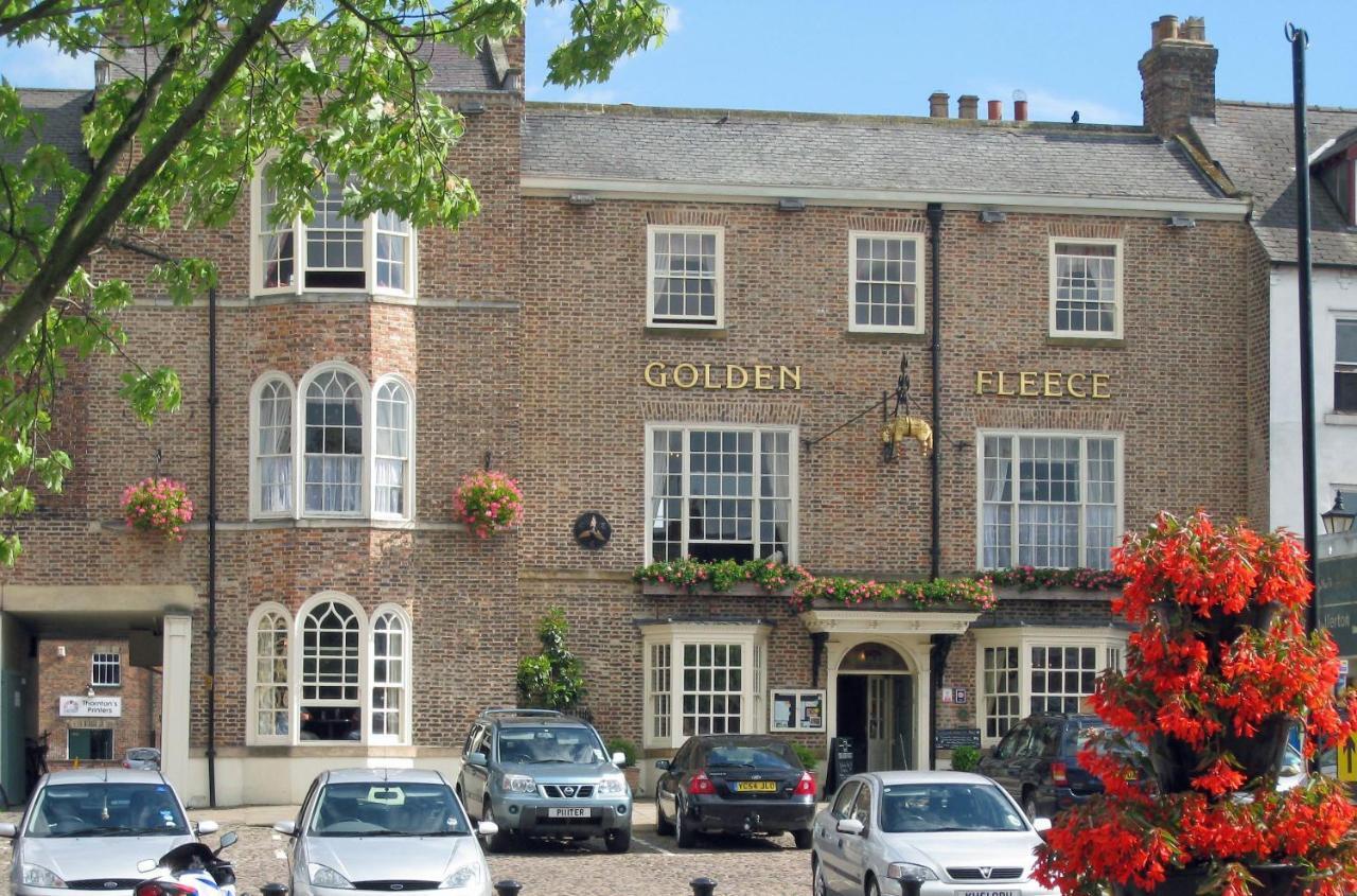 The Golden Fleece Hotel, Thirsk, North Yorkshire Eksteriør bilde